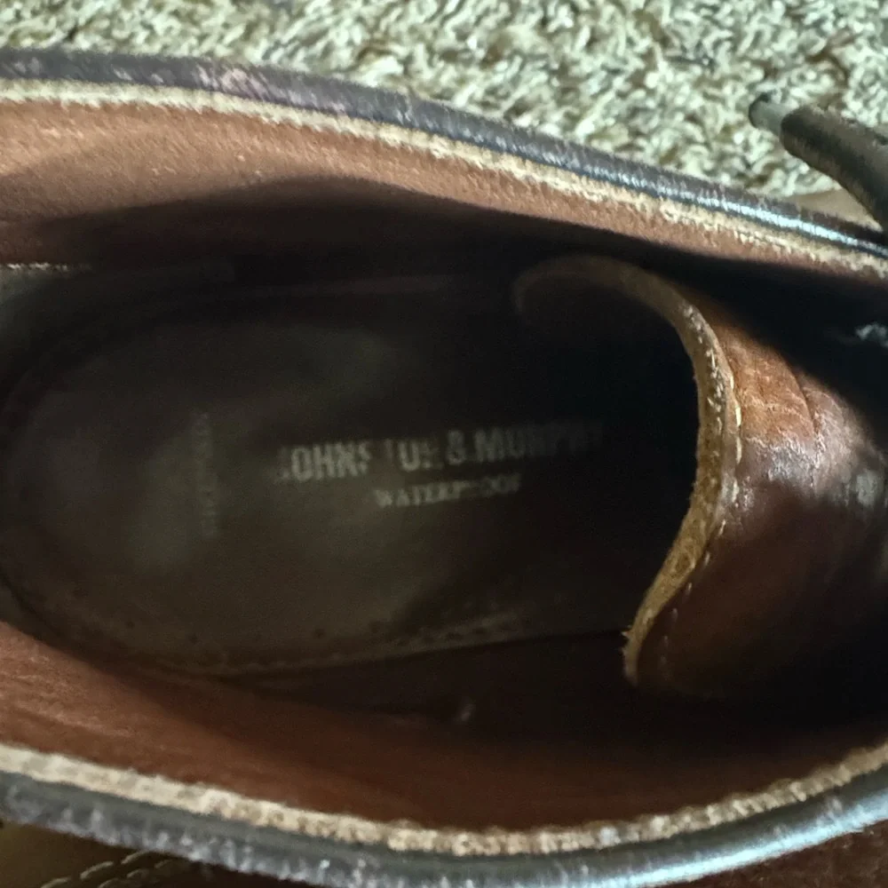 Johnston & Murphy McHugh mahogany brown leather chukka boots Size 9.5